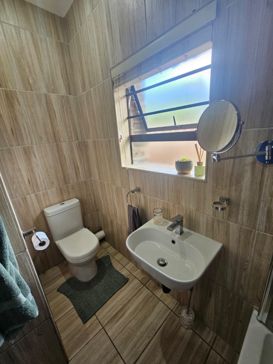 4 Bedroom Property for Sale in Aston Bay Eastern Cape